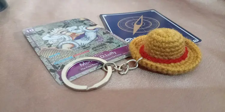 op-keychain-hat-desc-2